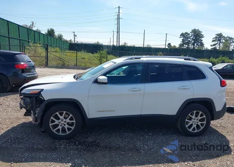 2015 Jeep Cherokee Latitude из США, поврежденный, VIN 1C4PJMCB9FW609223
